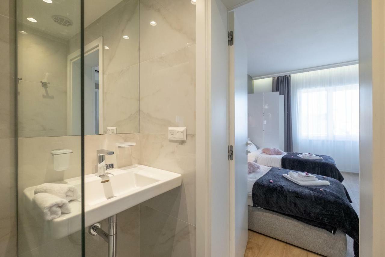 Vitosha Blvd Luxury 2-Bedroom, 2-Bathroom With Balcony 索菲亞 外观 照片