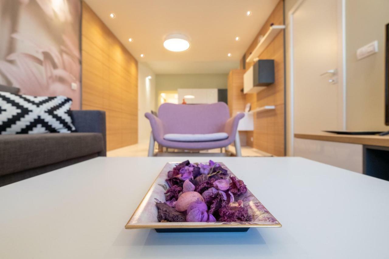Vitosha Blvd Luxury 2-Bedroom, 2-Bathroom With Balcony 索菲亞 外观 照片