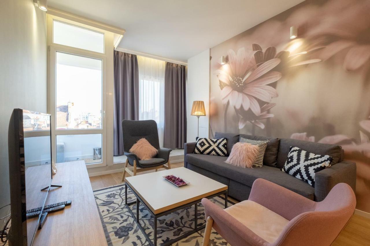 Vitosha Blvd Luxury 2-Bedroom, 2-Bathroom With Balcony 索菲亞 外观 照片
