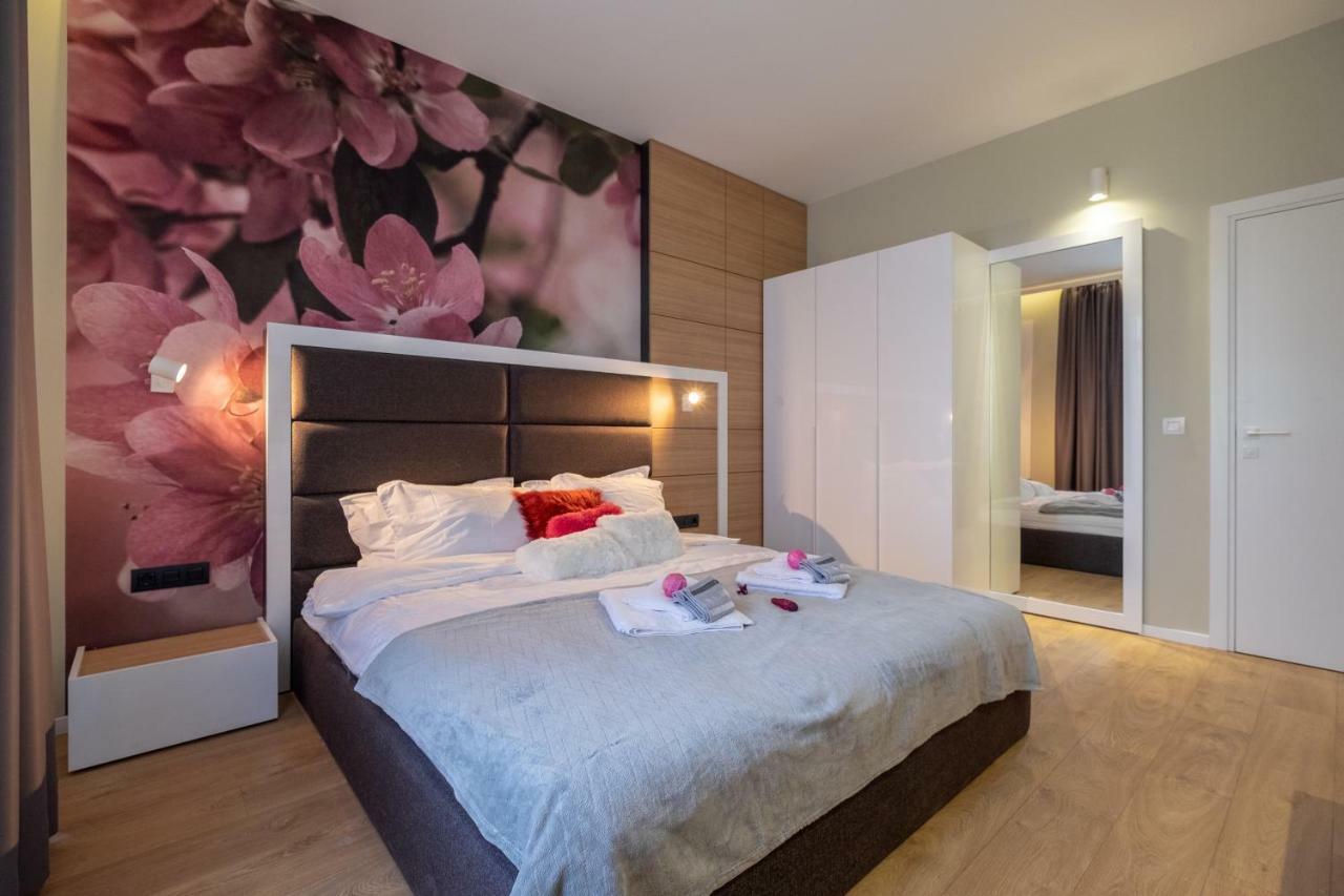 Vitosha Blvd Luxury 2-Bedroom, 2-Bathroom With Balcony 索菲亞 外观 照片