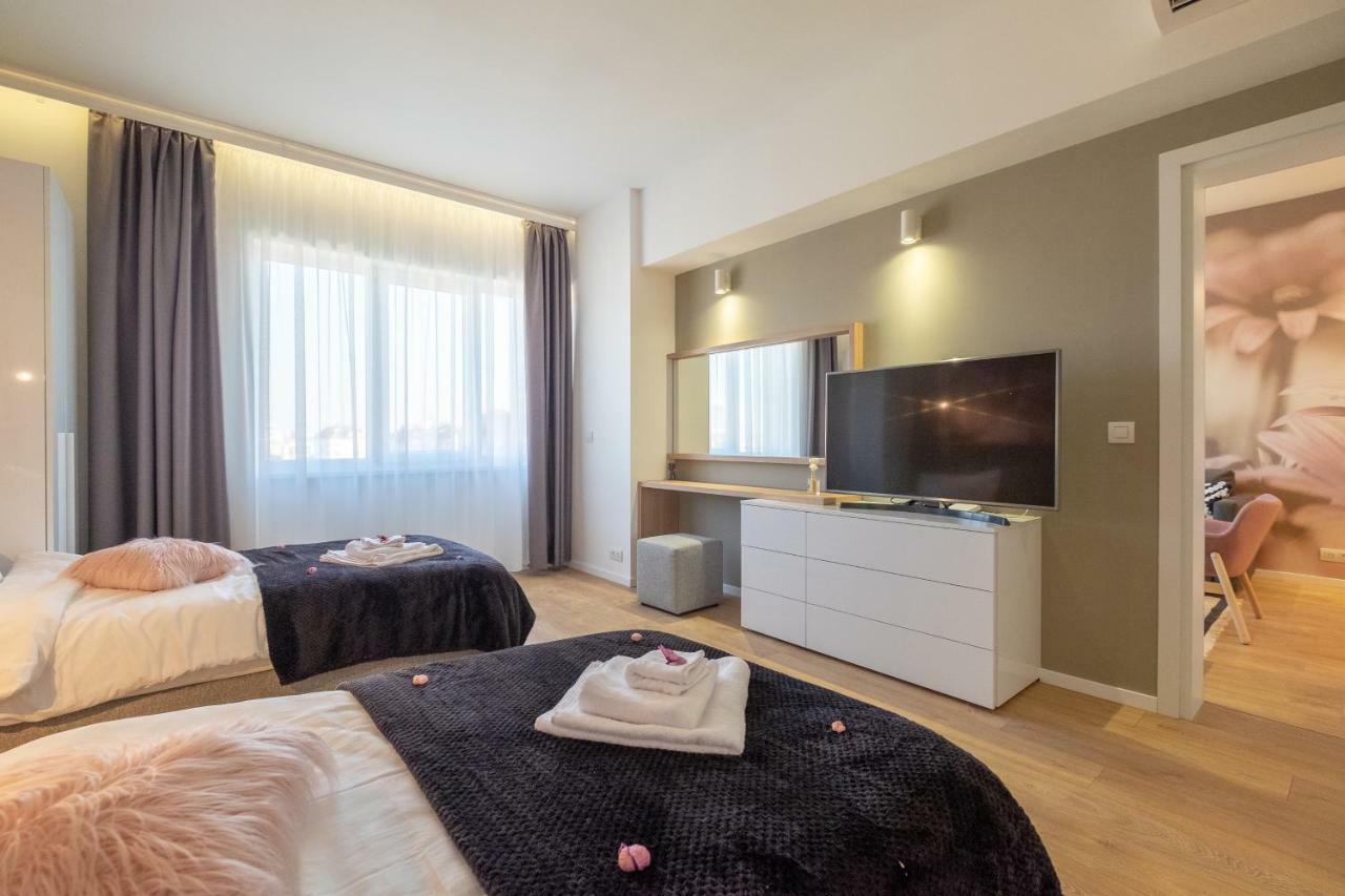 Vitosha Blvd Luxury 2-Bedroom, 2-Bathroom With Balcony 索菲亞 外观 照片